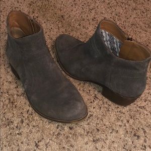 Like New Suede Lucky Brand Booties